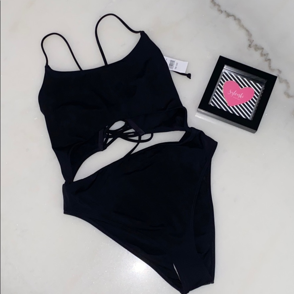 🔥 La Hearts Zip Keyhole One Piece Swimsuit NWT - Picture 7 of 8
